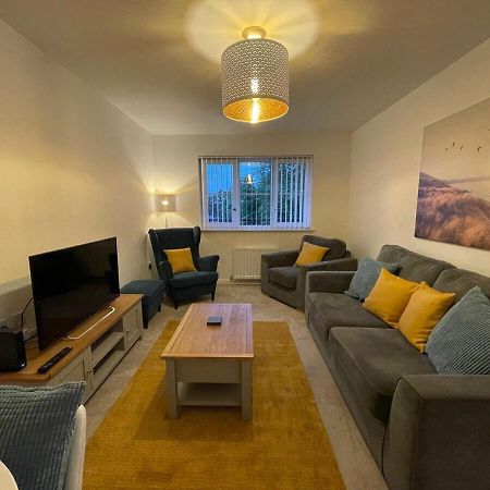 2 Bedroom Luxury Flat In Quiet Village Of Bishopton Bishopton  Esterno foto
